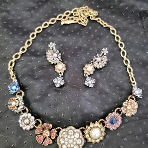 Chloe + Isabel Necklace and earrings set